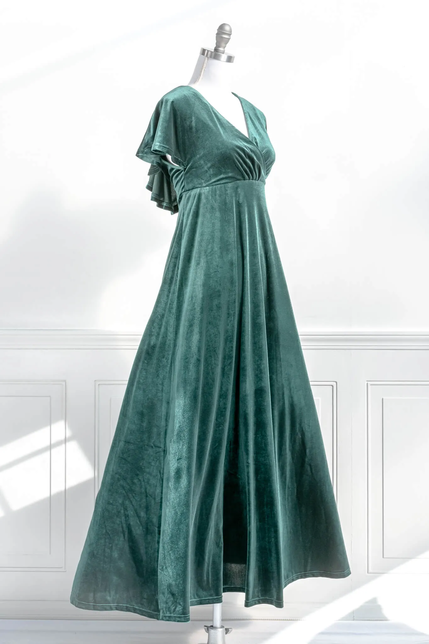 Aurora Velvet Maxi Dress - Emerald Green