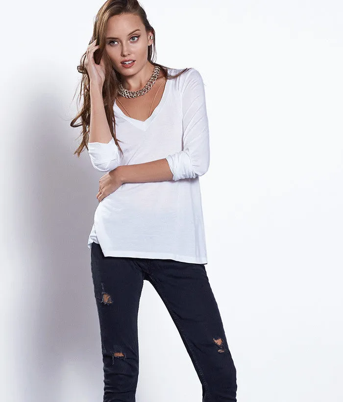 Beechwood Long Sleeved V-Neck Tee