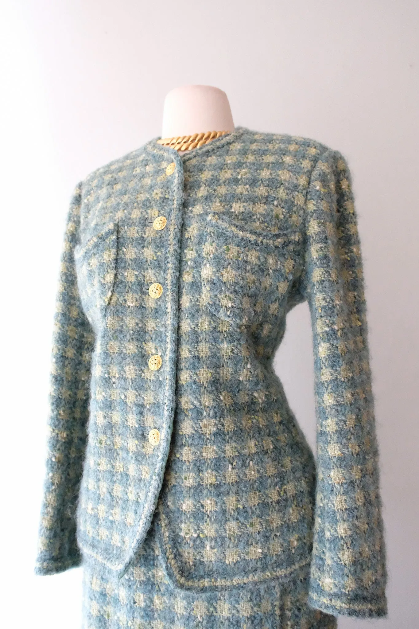 Chic 1990's Sage & Teal Chanel Inspired Tweed Suit Set / Sz M