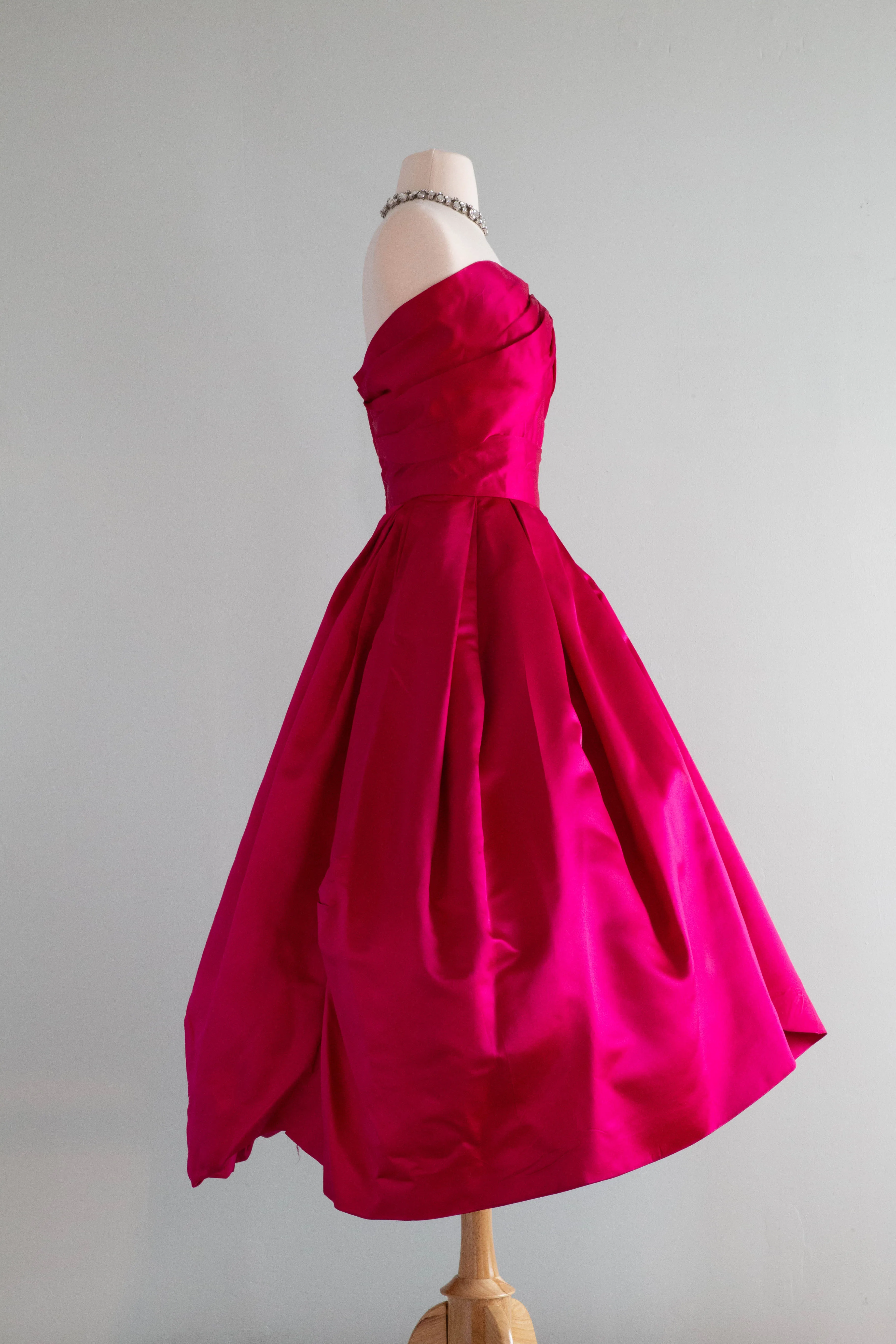 *Hattie Carnegie Couture Shocking Pink 1950's Silk Petal Skirt Evening Dress / Small