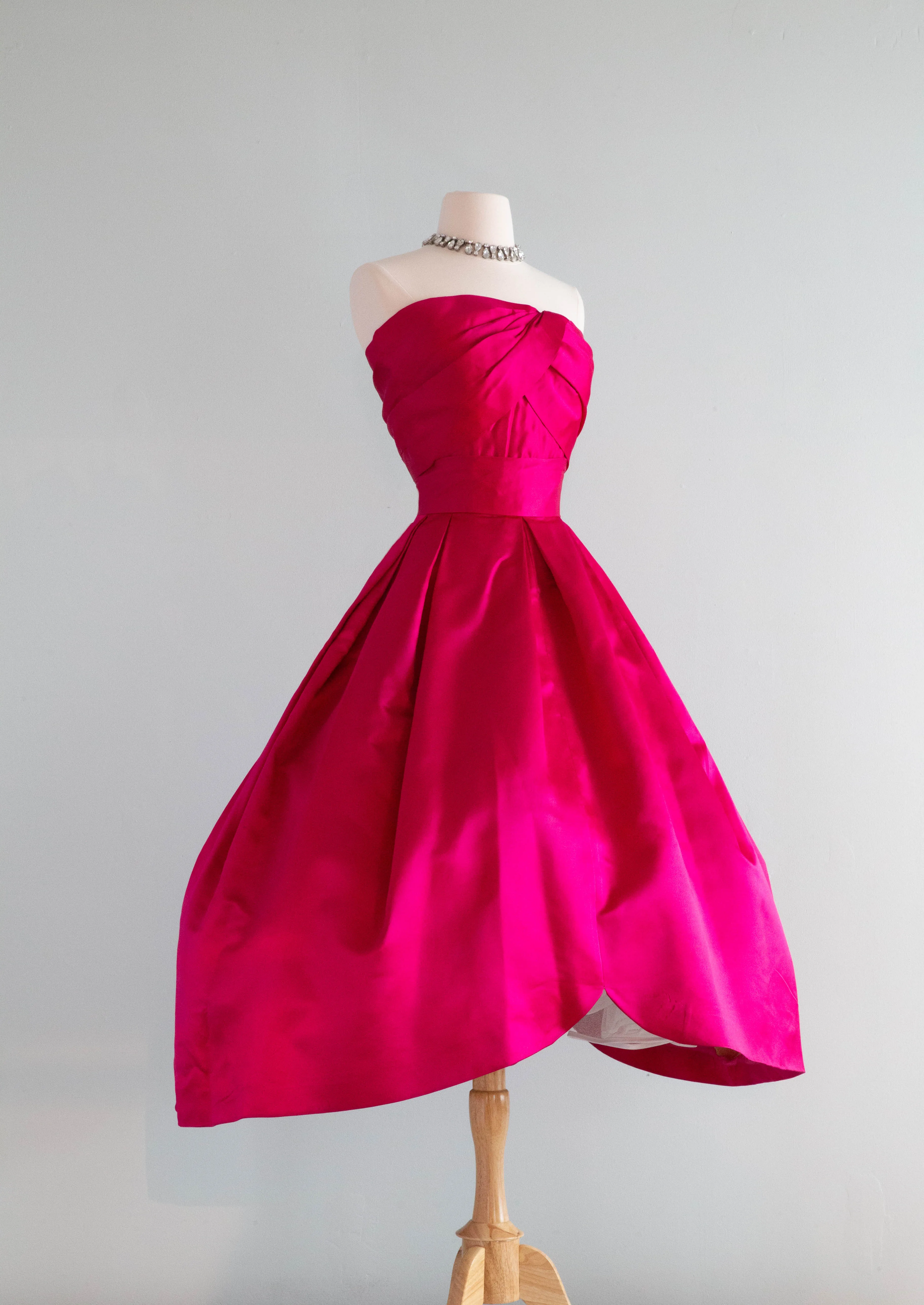 *Hattie Carnegie Couture Shocking Pink 1950's Silk Petal Skirt Evening Dress / Small