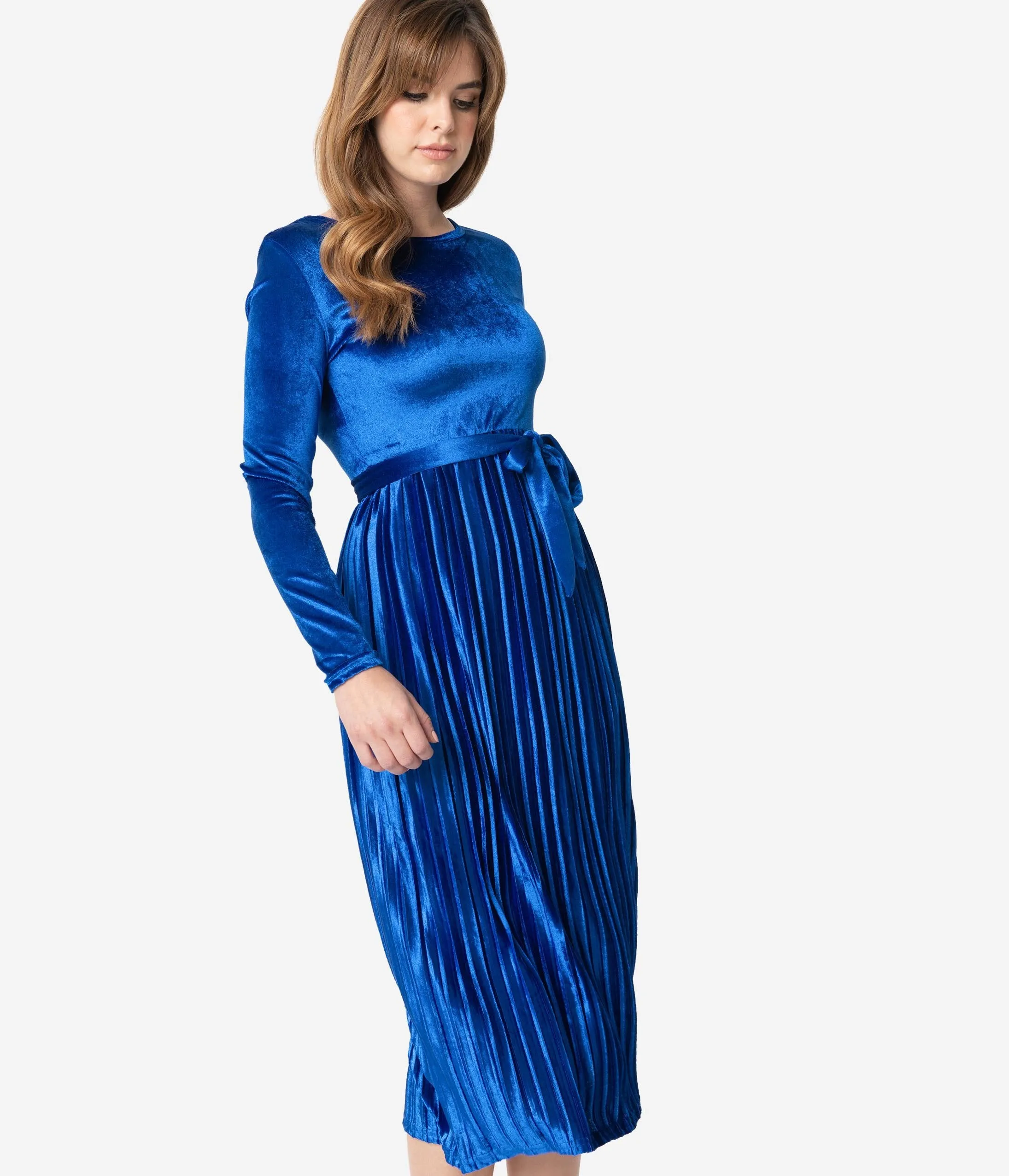 Retro Style Royal Blue Velvet Pleated Modest Midi Dress